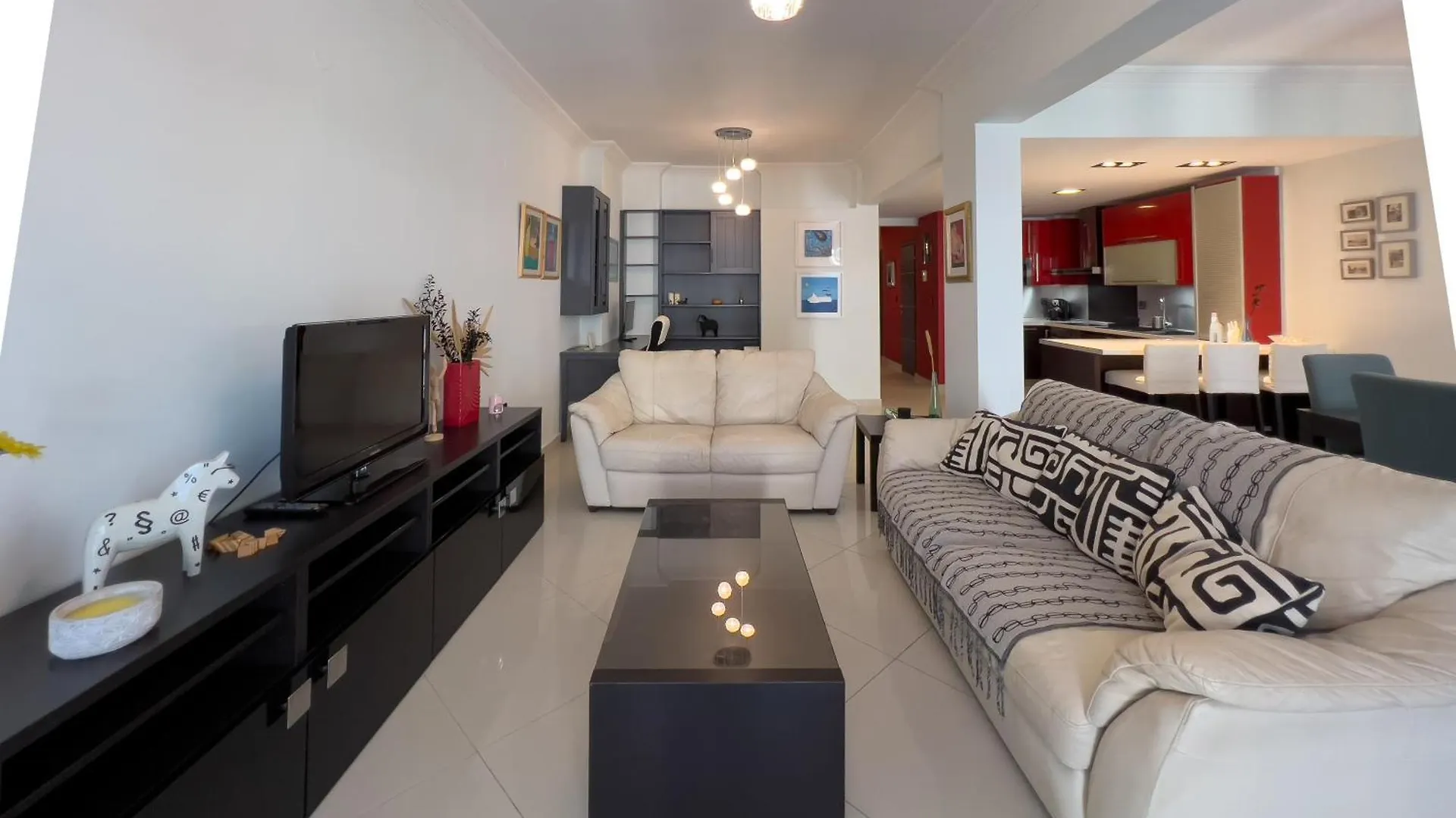 Homevision - Red - Prime Location Thessaloniki Greece