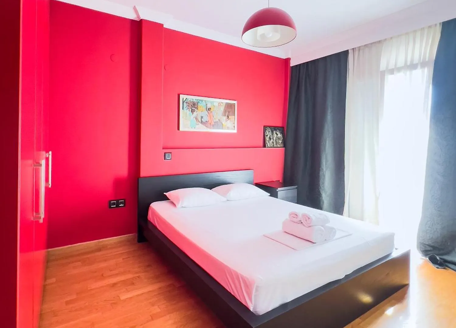 Homevision - Red - Prime Location Thessaloniki